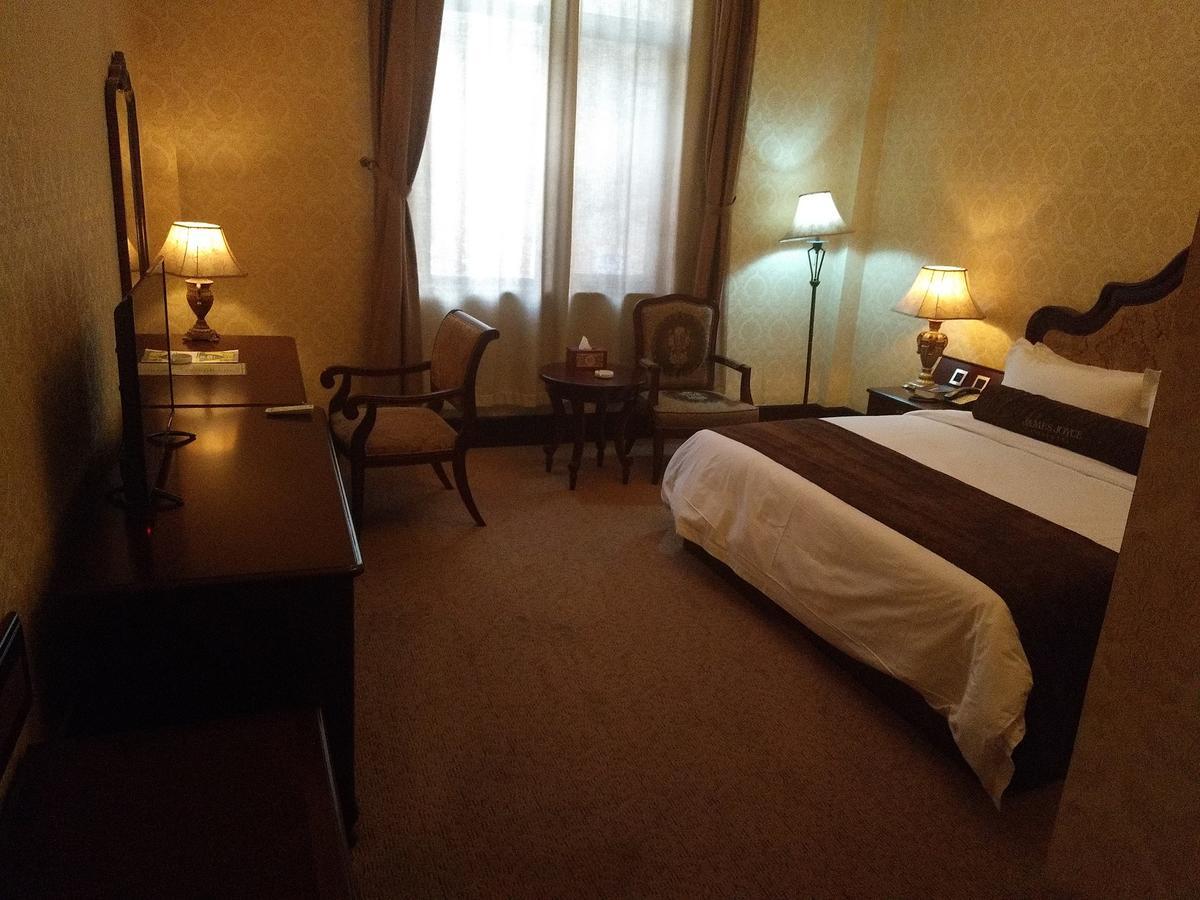 James Joyce Coffetel Tianjin First Hotel Branch Экстерьер фото